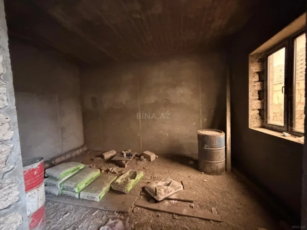 Satılır 4 otaqlı həyət evi 210 m²