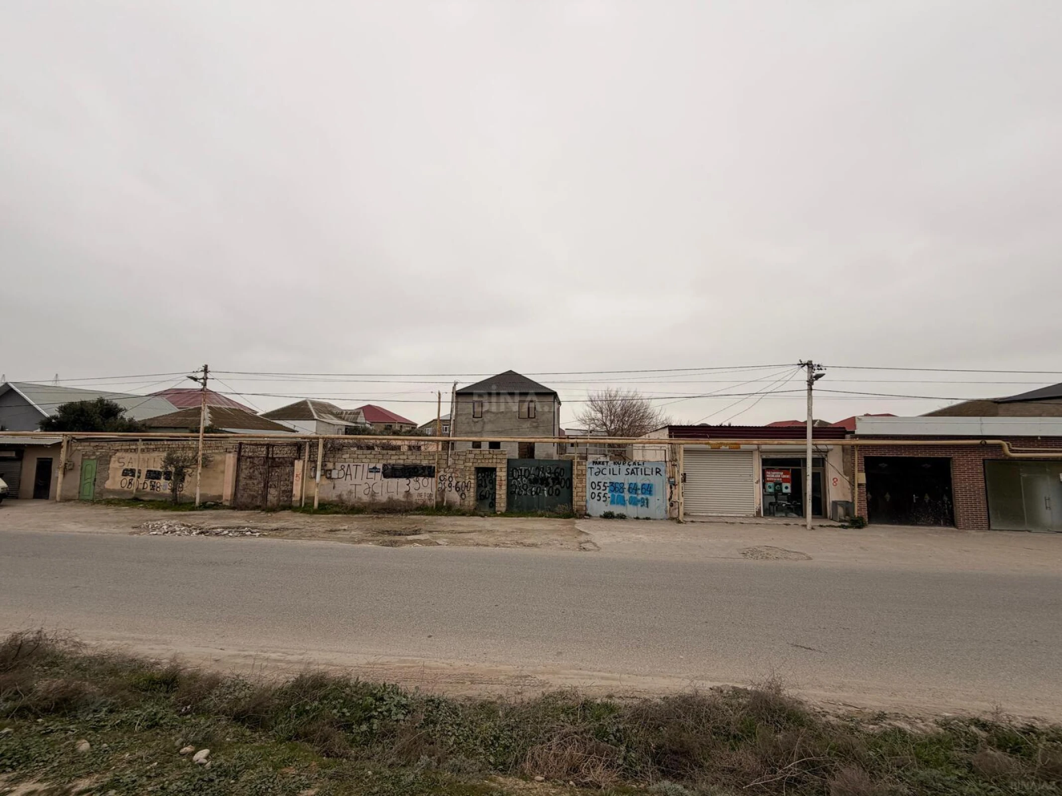 Satılır 4 otaqlı həyət evi 210 m²