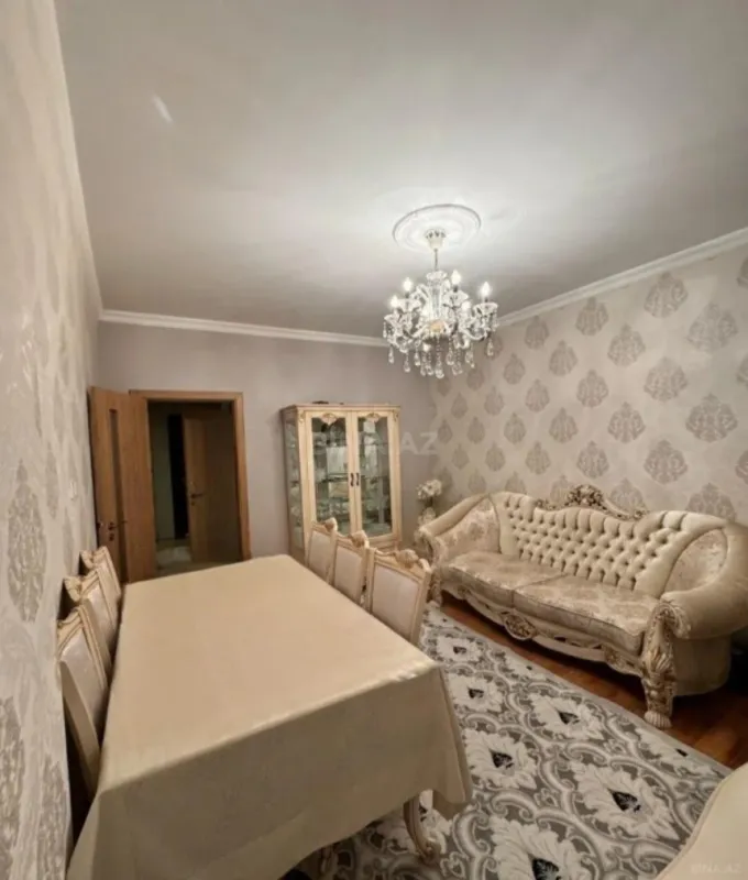 Kirayə verilir 2 otaqlı mənzil 80 m²