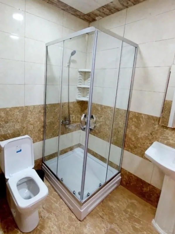 Kirayə verilir 2 otaqlı mənzil 80 m²