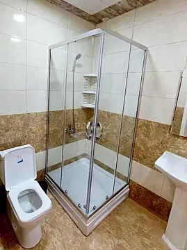 Kirayə verilir 2 otaqlı mənzil 80 m²