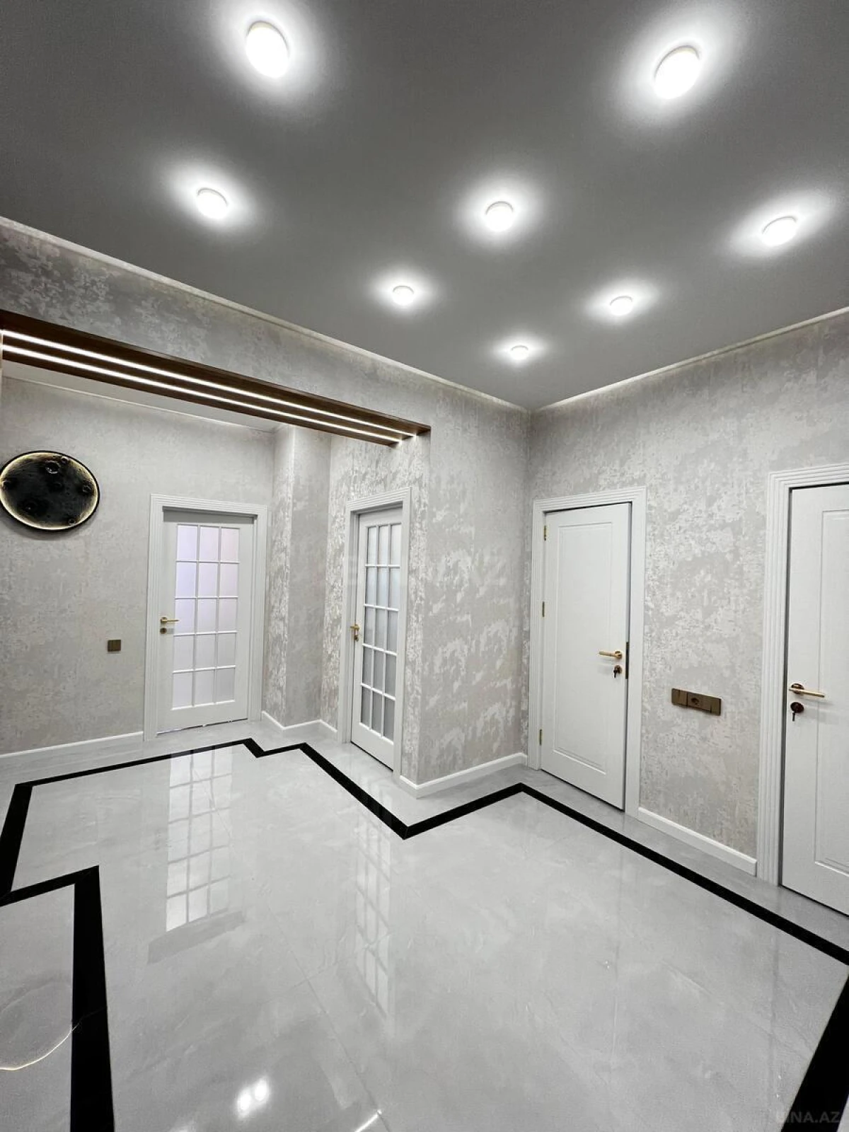 Satılır 2 otaqlı mənzil 85 m²