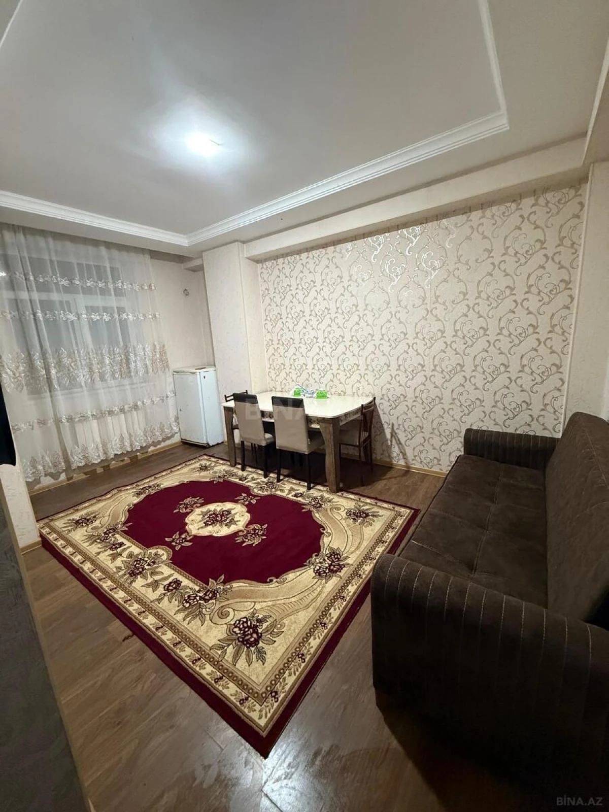 Kirayə verilir 2 otaqlı mənzil 42 m²