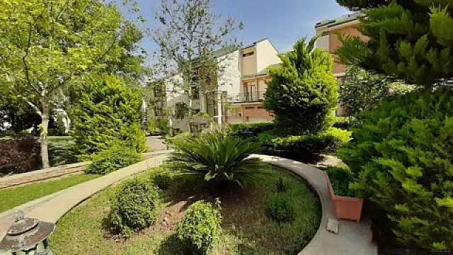 Satılır 3 otaqlı mənzil 150 m²