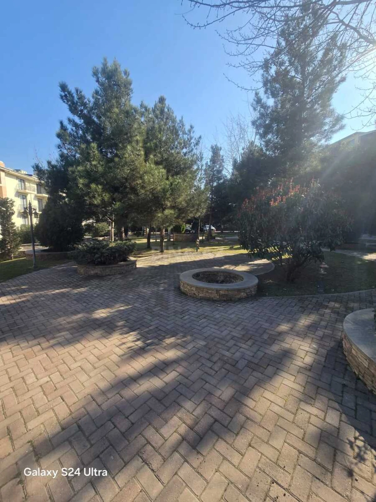 Satılır 3 otaqlı mənzil 150 m²