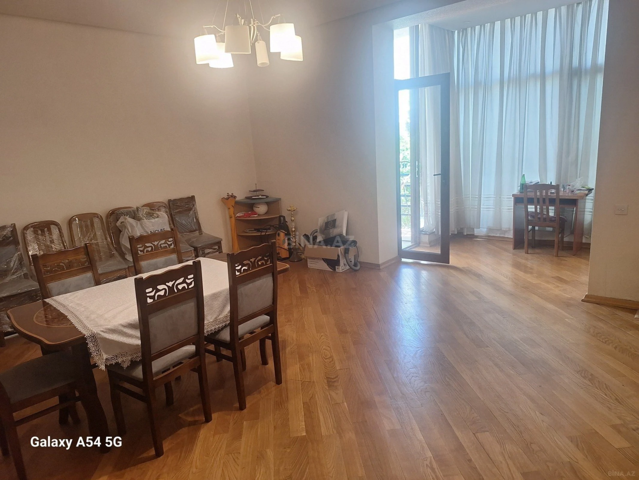 Satılır 3 otaqlı mənzil 150 m²