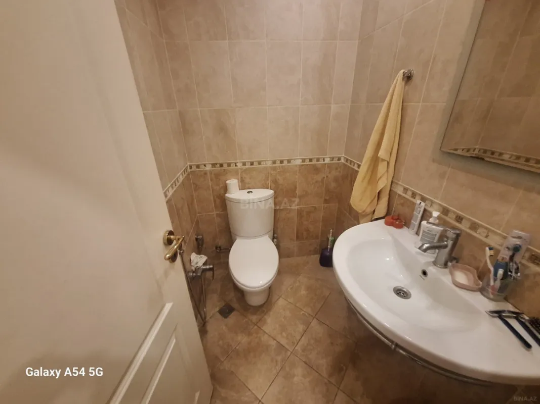 Satılır 3 otaqlı mənzil 150 m²