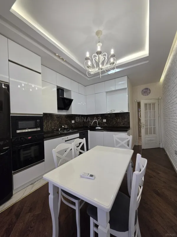Satılır 3 otaqlı mənzil 100 m²