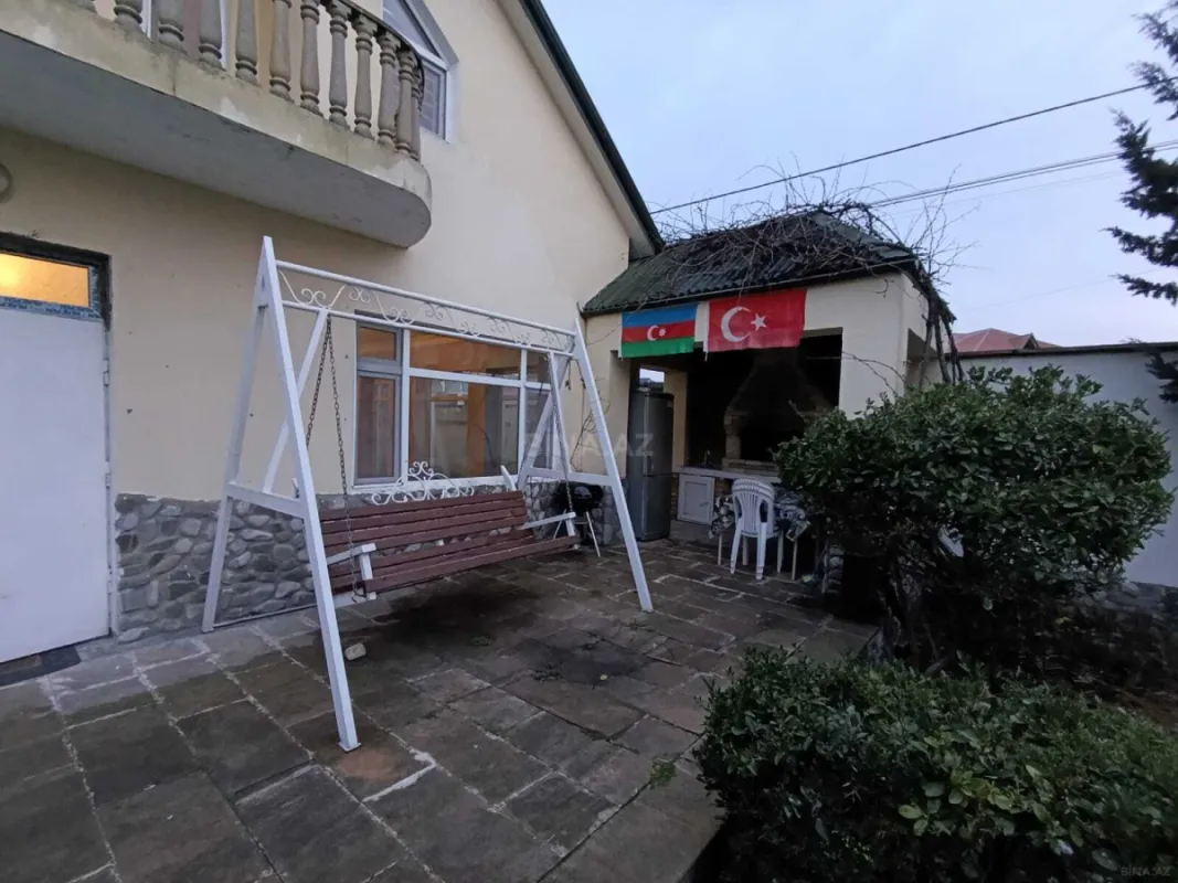 Satılır 6 otaqlı həyət evi 197 m²