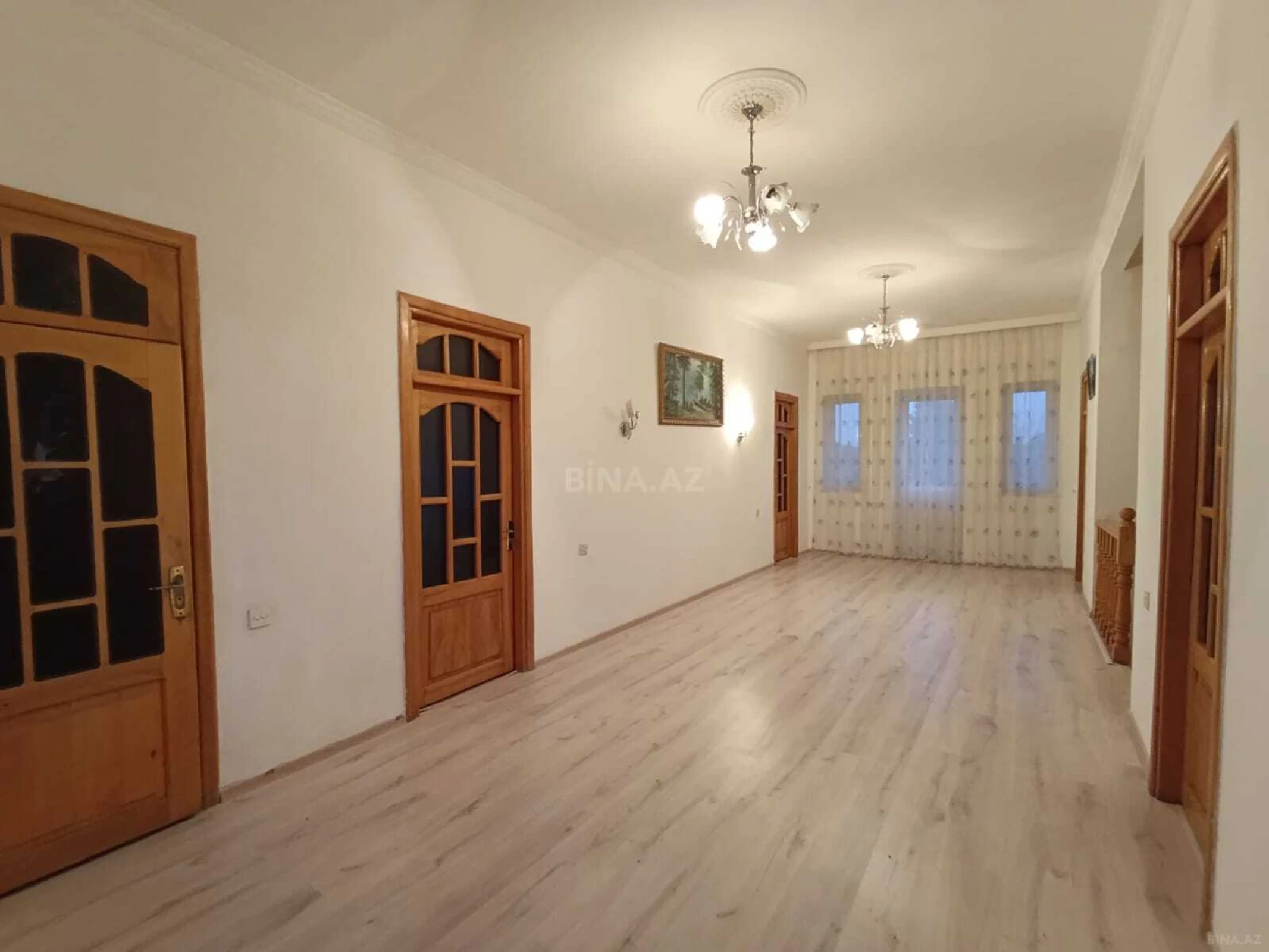 Satılır 6 otaqlı həyət evi 197 m²