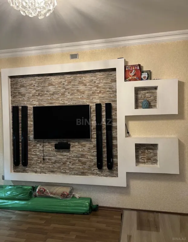 Satılır 2 otaqlı mənzil 42 m²