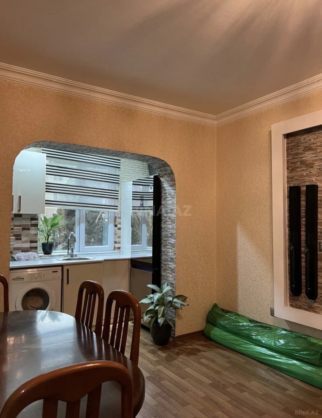 Satılır 2 otaqlı mənzil 42 m²