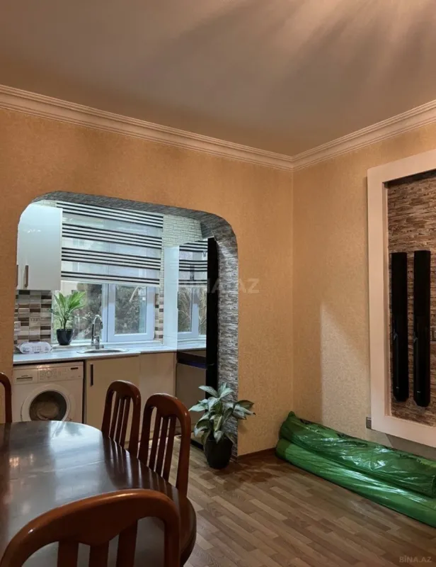Satılır 2 otaqlı mənzil 42 m²