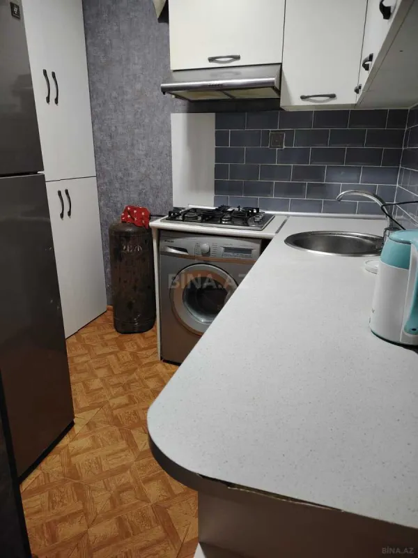 Satılır 3 otaqlı mənzil 63 m²