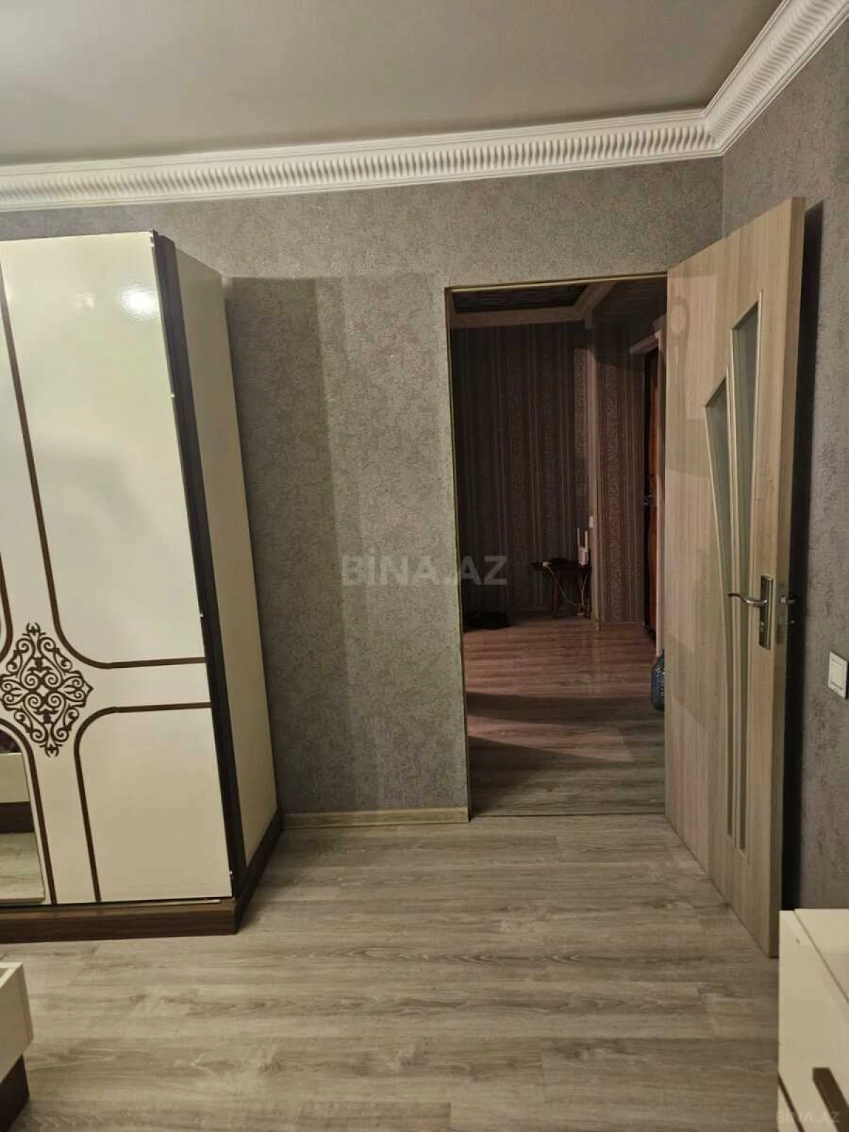 Kirayə verilir 2 otaqlı mənzil 47 m²