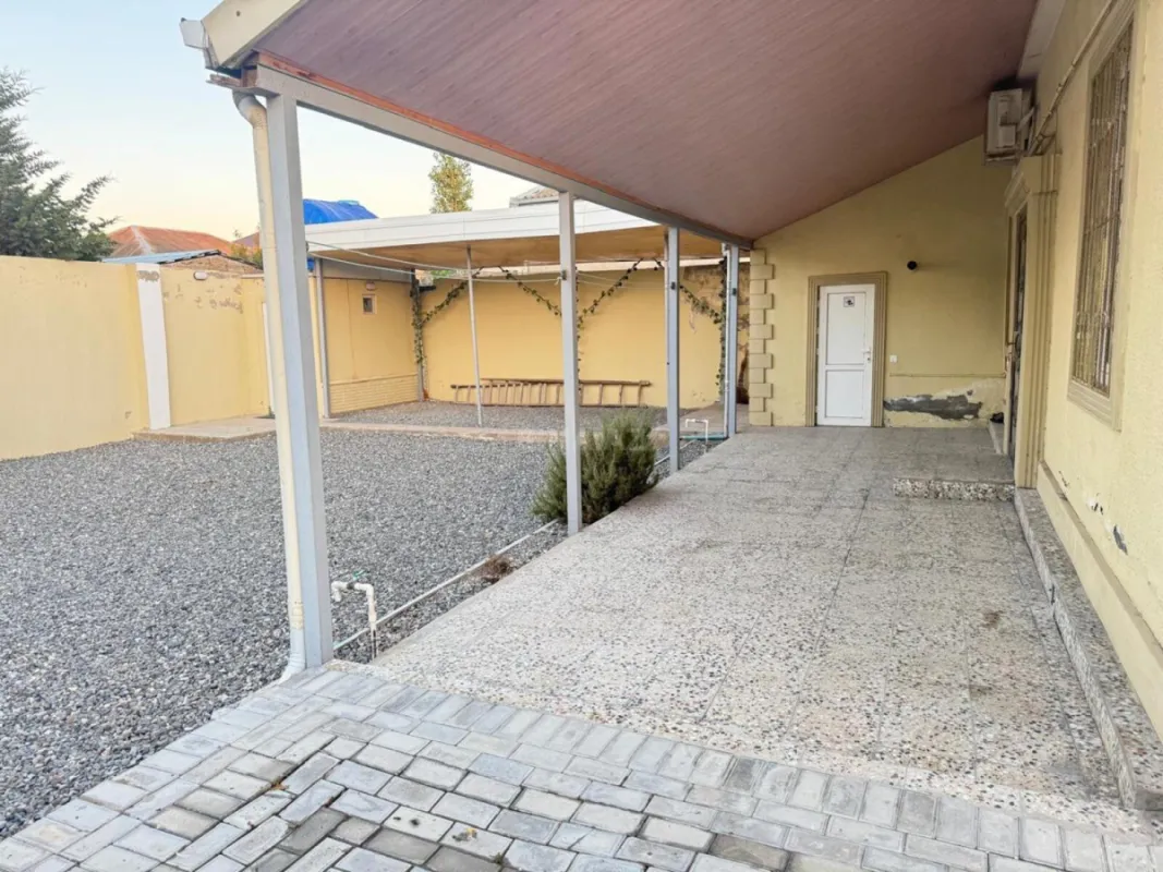 Satılır 3 otaqlı həyət evi 100 m²
