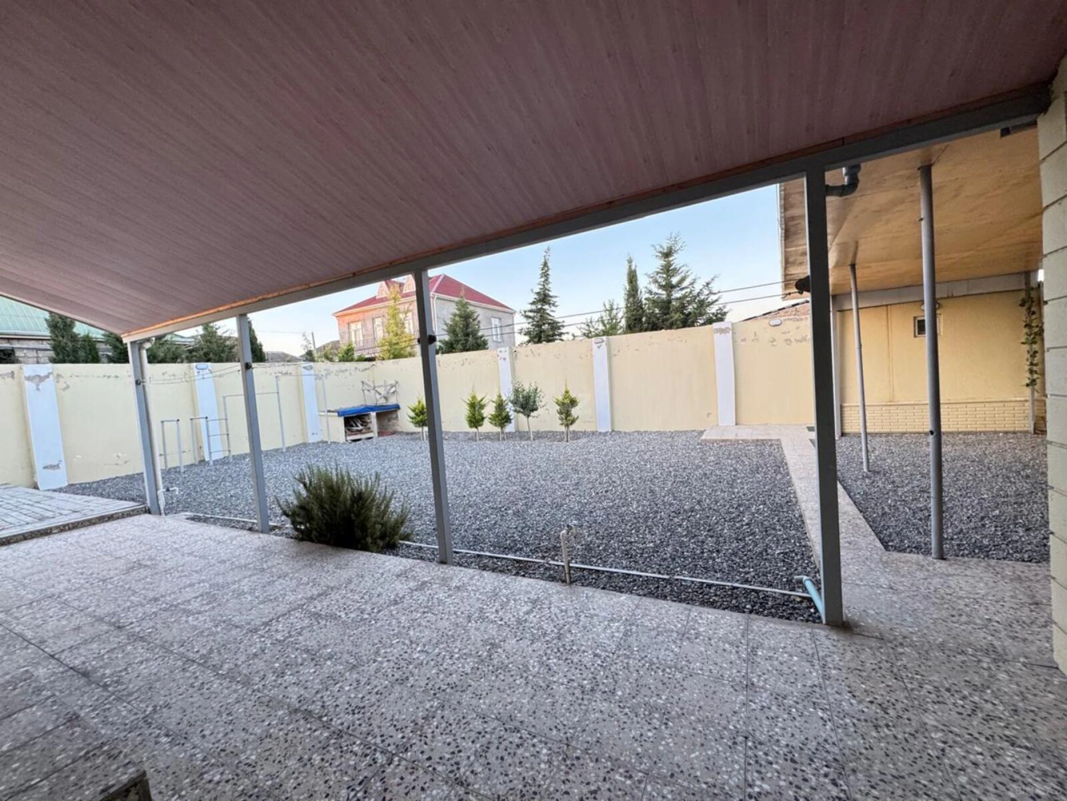 Satılır 3 otaqlı həyət evi 100 m²