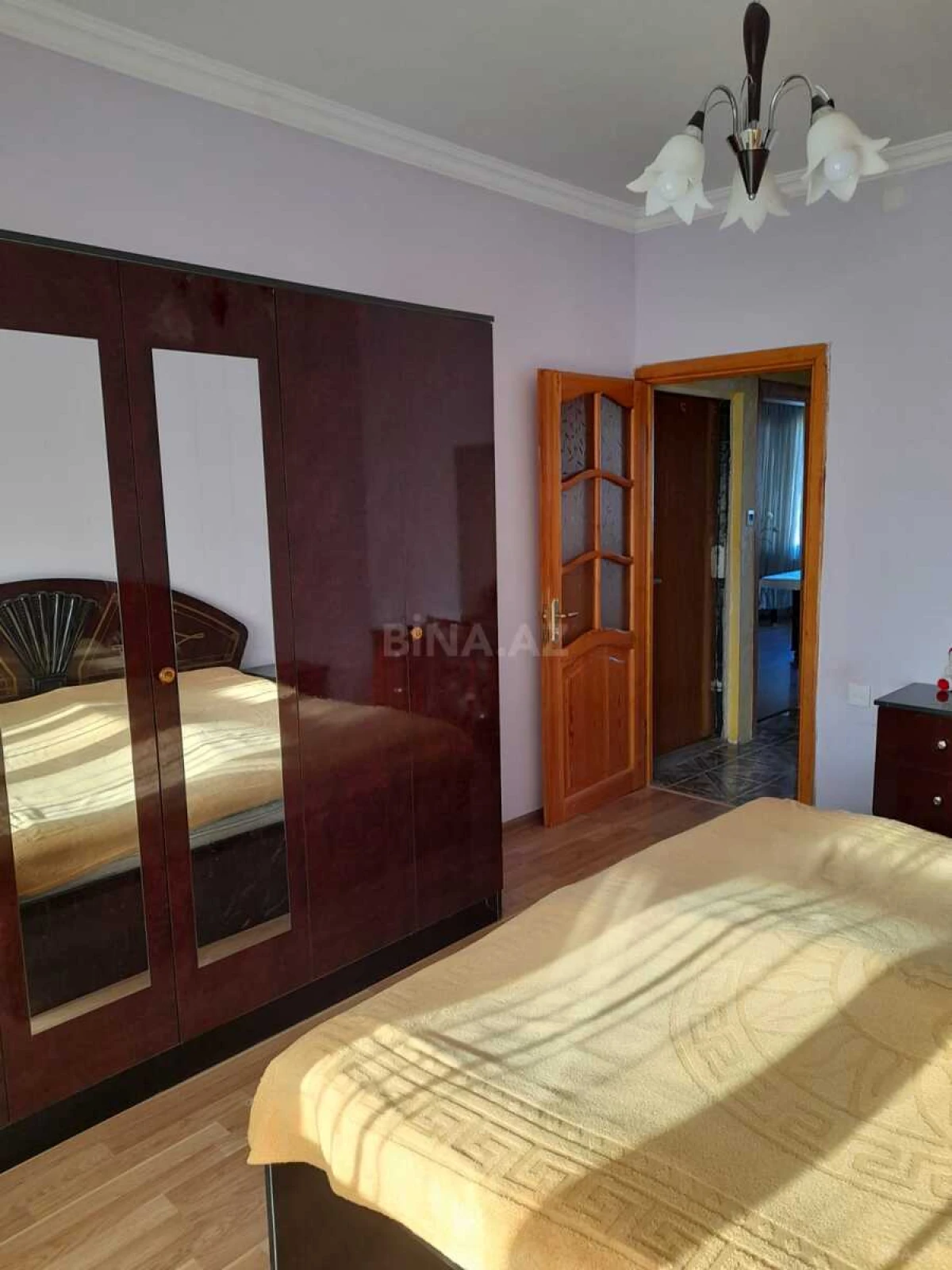 Kirayə verilir 2 otaqlı mənzil 60 m²