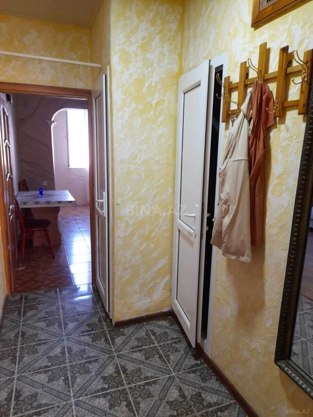 Kirayə verilir 2 otaqlı mənzil 60 m²