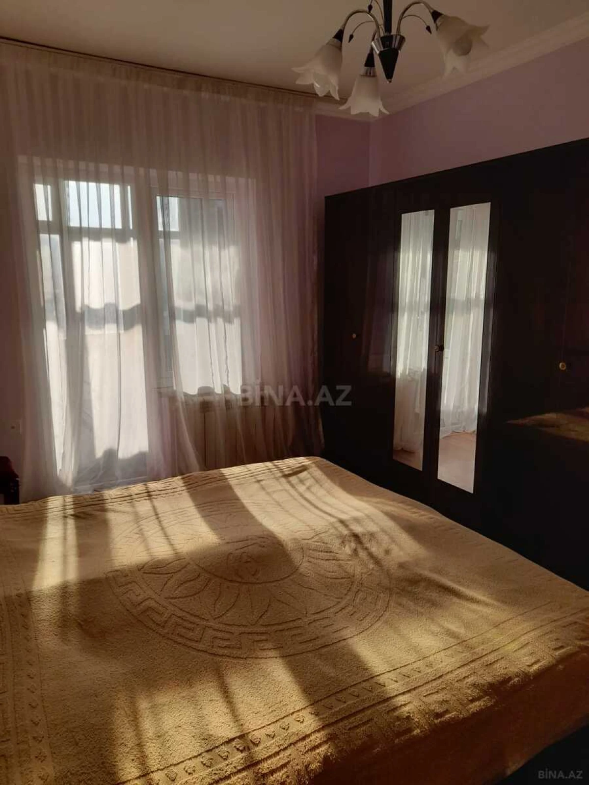 Kirayə verilir 2 otaqlı mənzil 60 m²