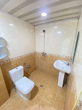 Kirayə verilir 2 otaqlı mənzil 80 m²