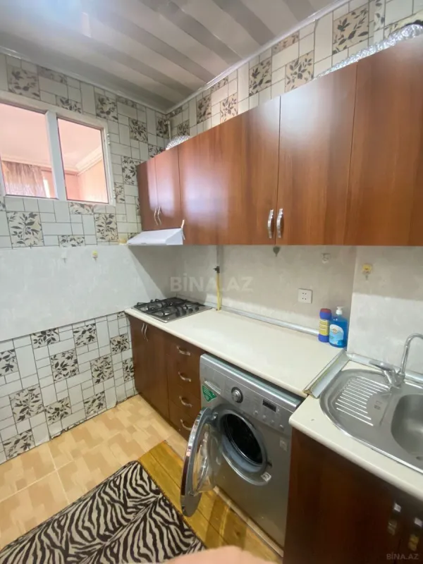 Kirayə verilir 2 otaqlı mənzil 80 m²