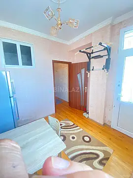 Kirayə verilir 2 otaqlı mənzil 80 m²