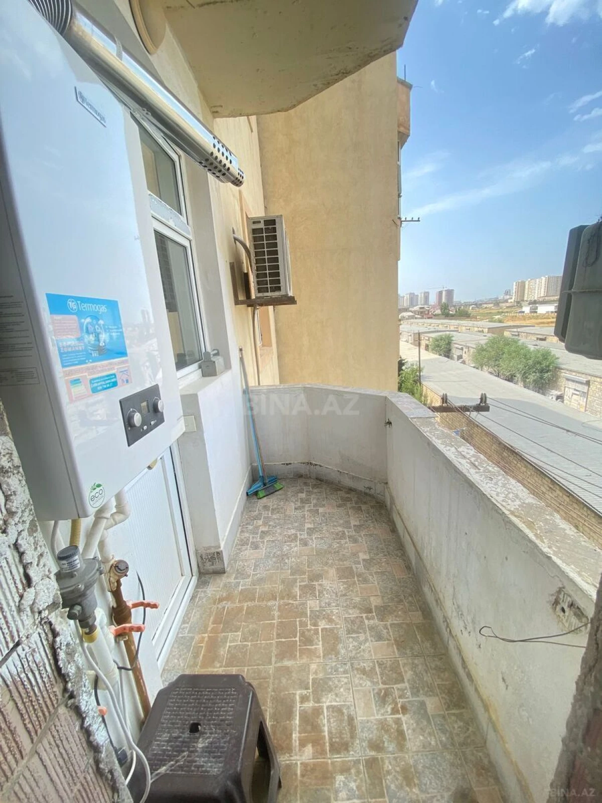 Kirayə verilir 2 otaqlı mənzil 80 m²