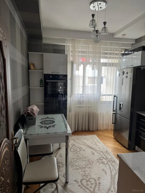 Satılır 3 otaqlı mənzil 120 m²