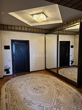 Satılır 3 otaqlı mənzil 120 m²