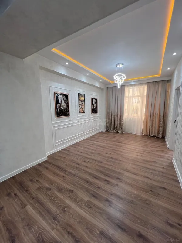 Satılır 2 otaqlı mənzil 61 m²