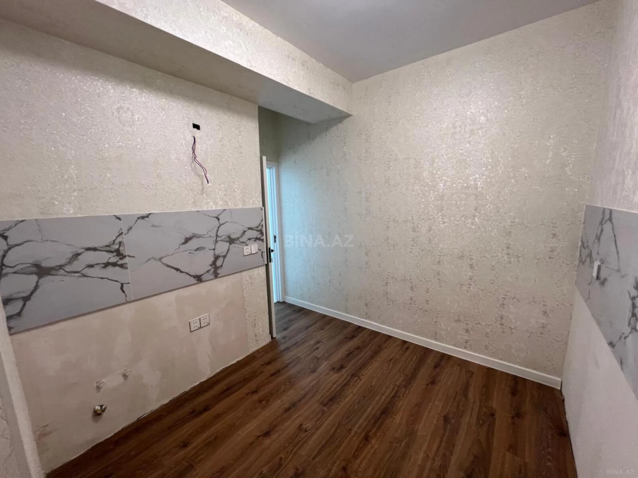Satılır 2 otaqlı mənzil 61 m²