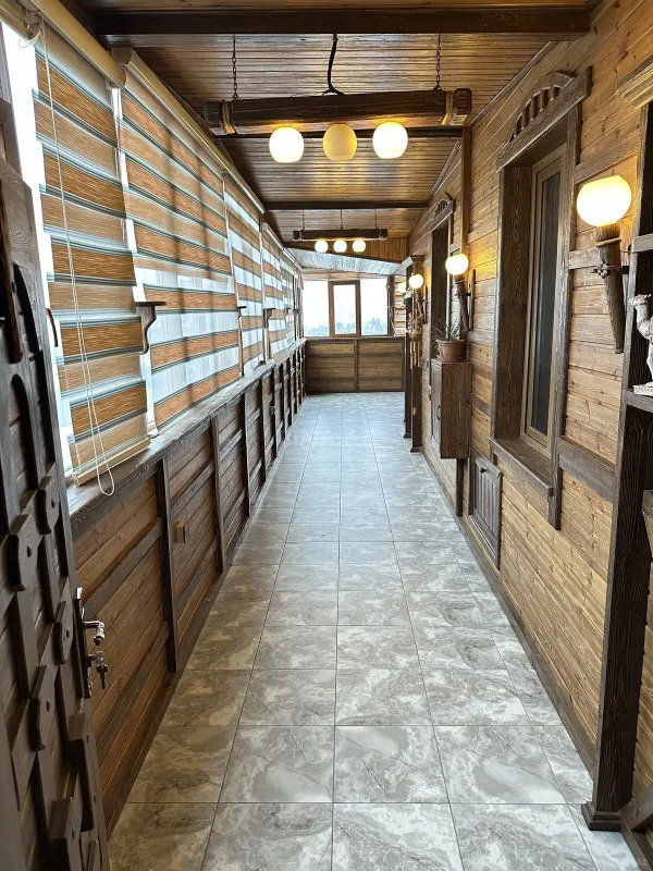 Kirayə verilir 4 otaqlı mənzil 230 m²