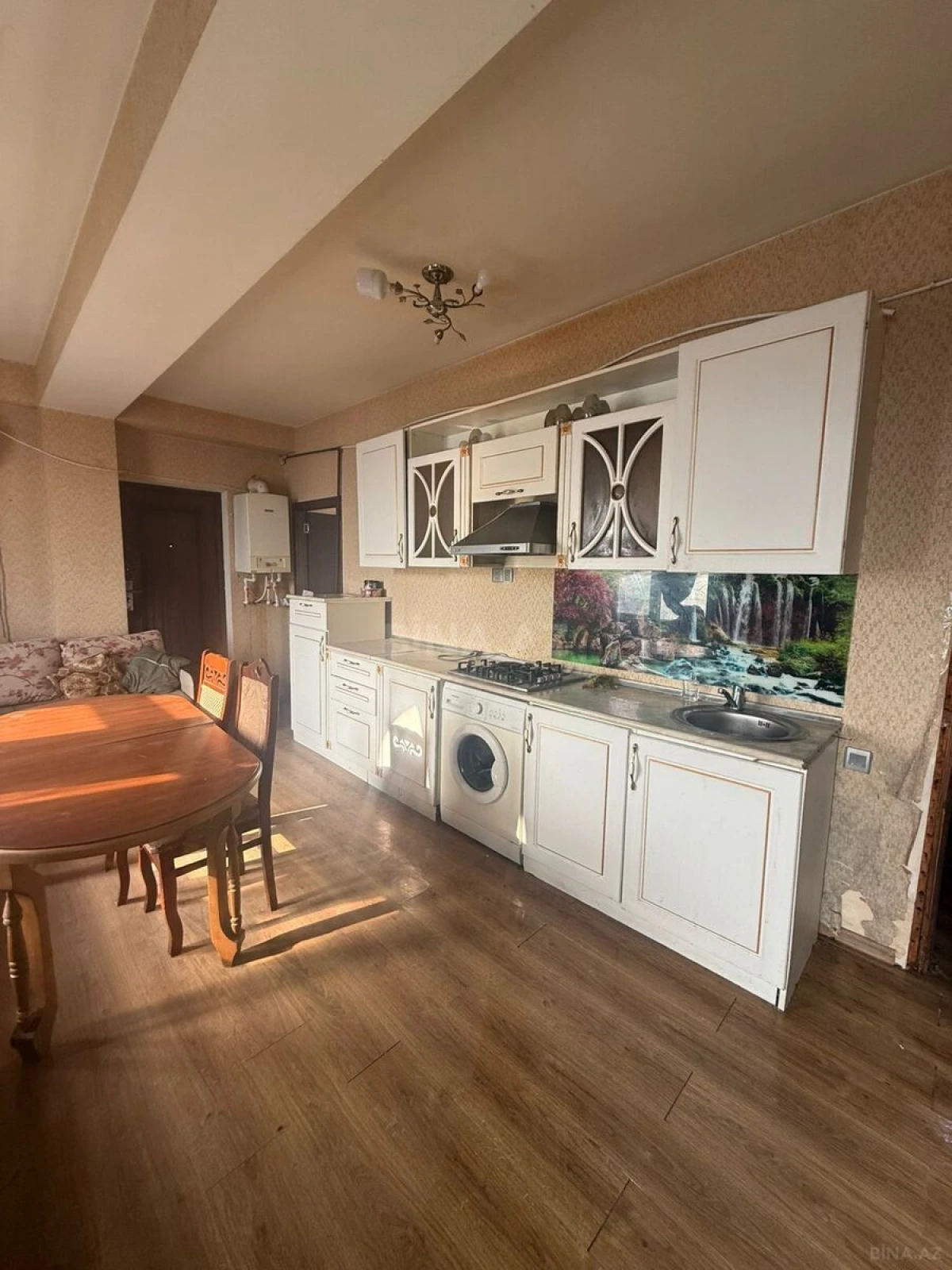 Kirayə verilir 2 otaqlı mənzil 70 m²