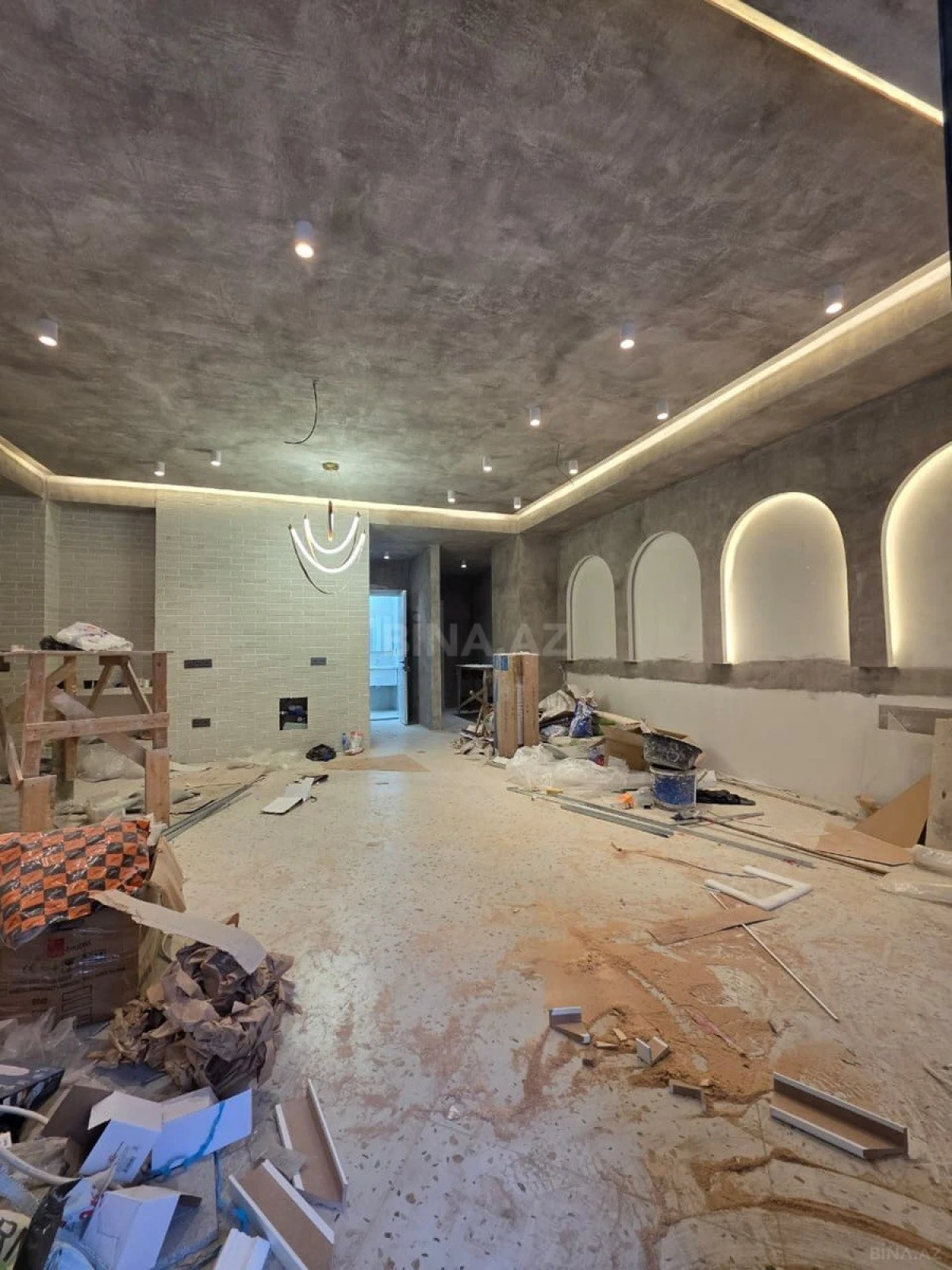 Satılır obyekt 60 m²