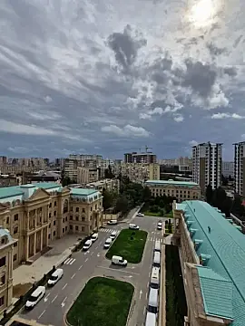 Satılır 2 otaqlı mənzil 69 m²