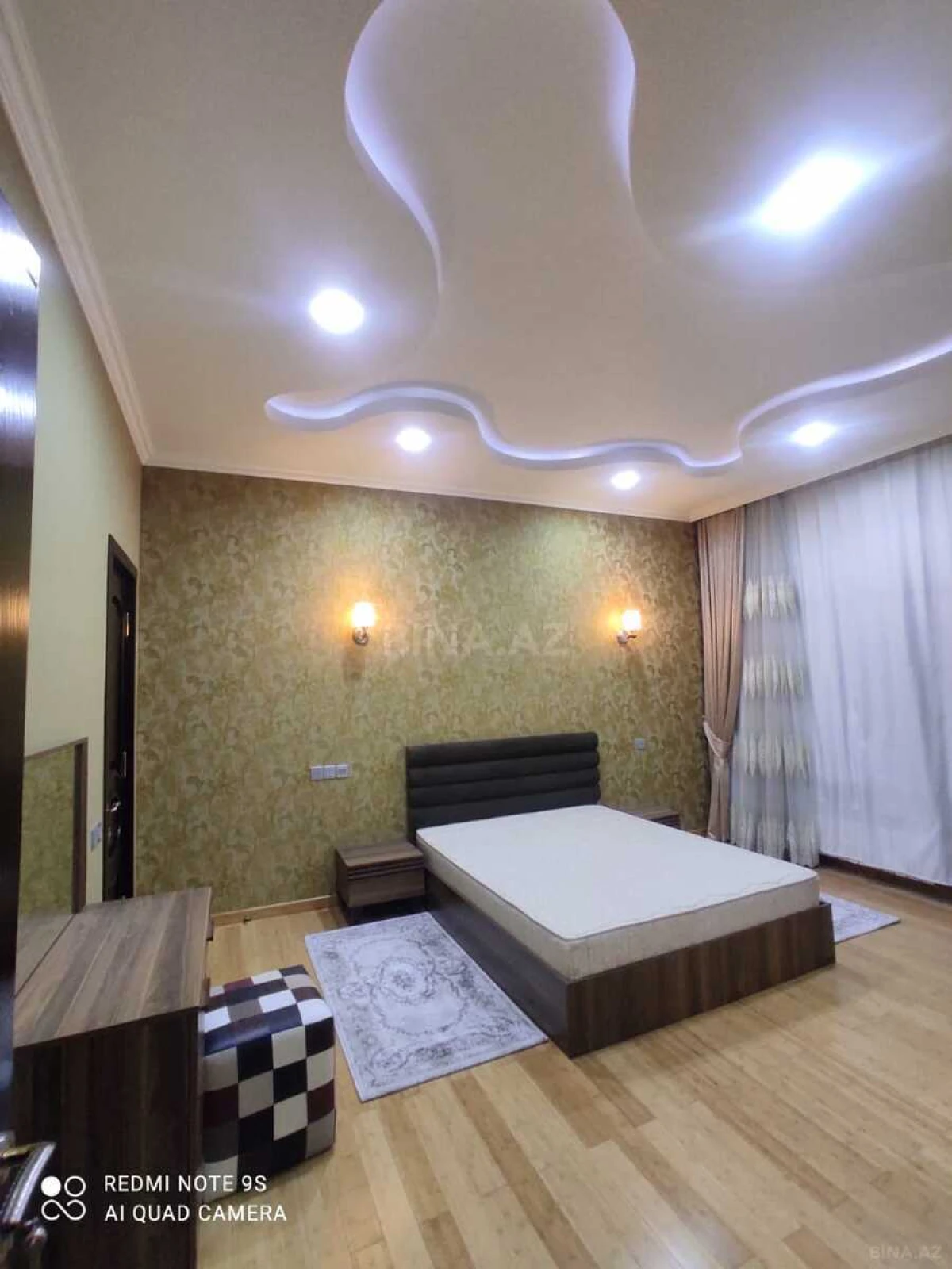 Kirayə verilir 3 otaqlı mənzil 110 m²