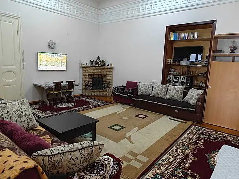 Satılır 3 otaqlı mənzil 100 m² — Bakı, Sahil qəs. 3 otaq 100.00 m²