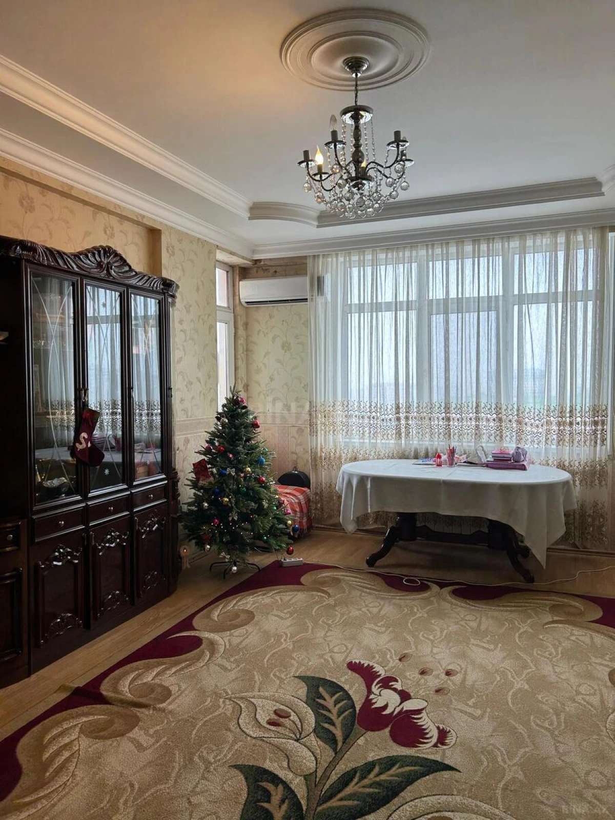 Satılır 3 otaqlı mənzil 120 m²