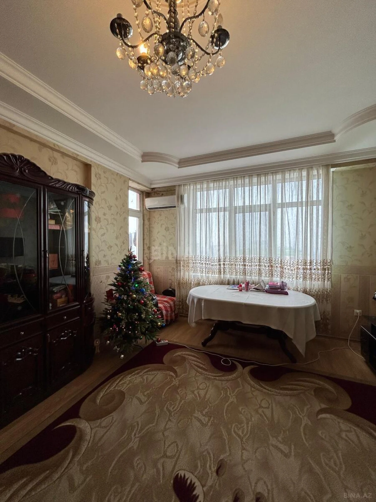 Satılır 3 otaqlı mənzil 120 m²