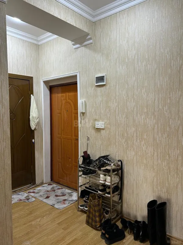 Satılır 3 otaqlı mənzil 120 m²
