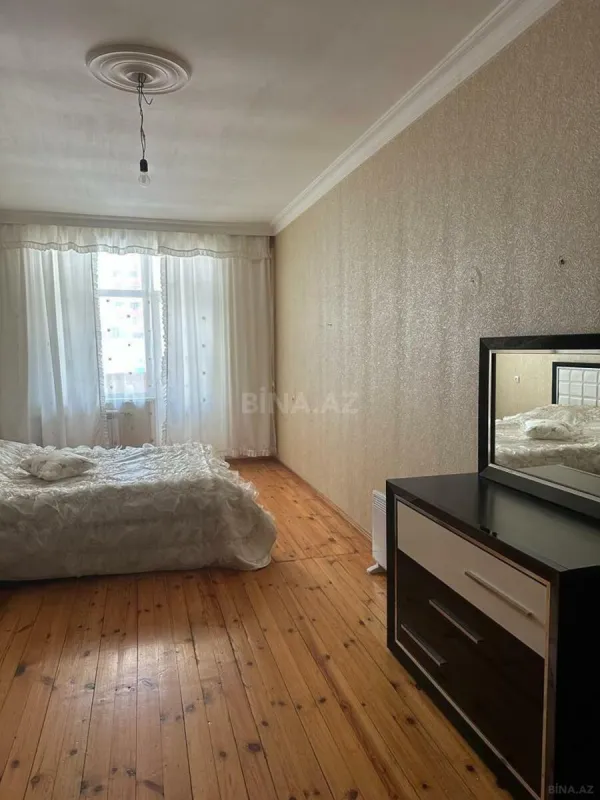 Kirayə verilir 3 otaqlı mənzil 98 m²