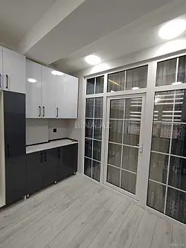 Satılır 3 otaqlı mənzil 97 m²