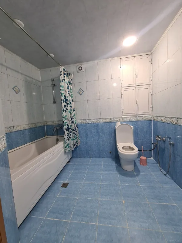 Kirayə verilir 2 otaqlı mənzil 85 m²