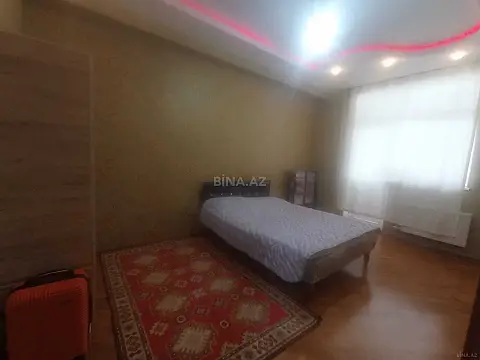 Kirayə verilir 2 otaqlı mənzil 97 m²