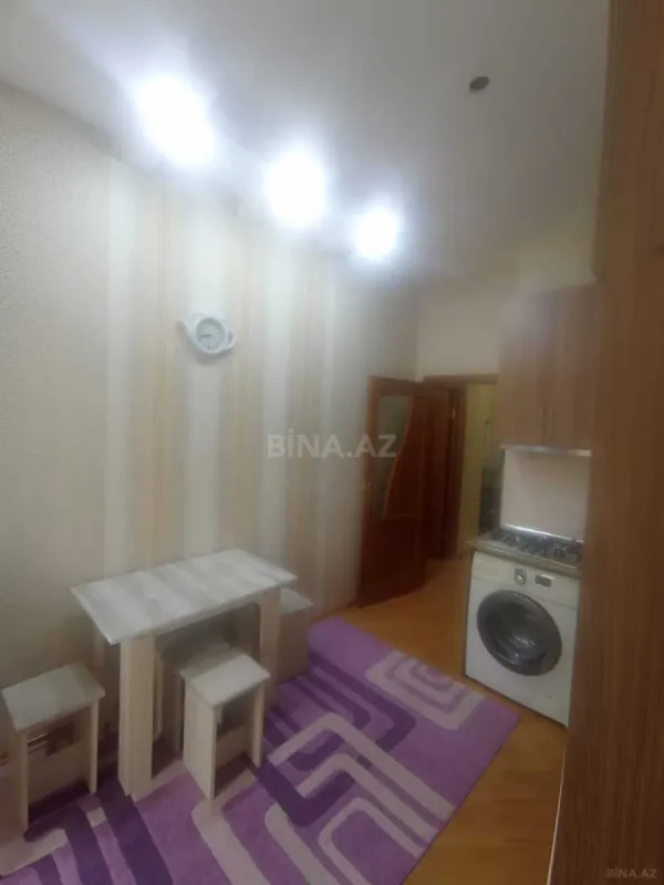 Kirayə verilir 2 otaqlı mənzil 97 m²