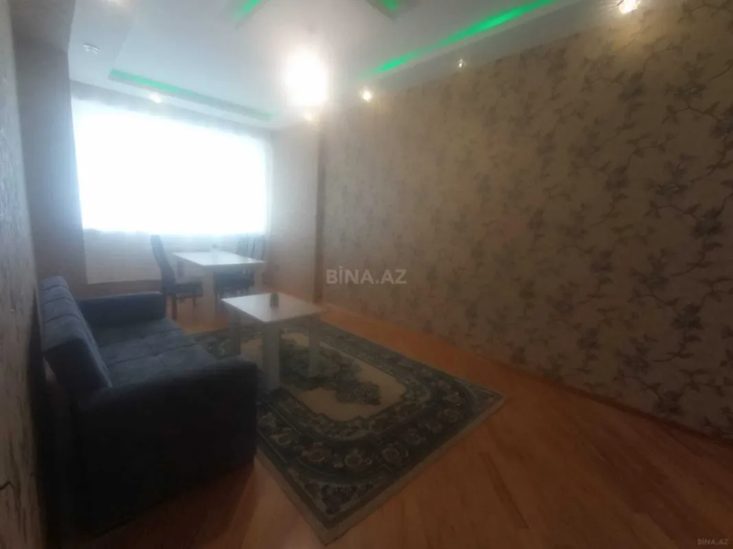 Kirayə verilir 2 otaqlı mənzil 97 m²
