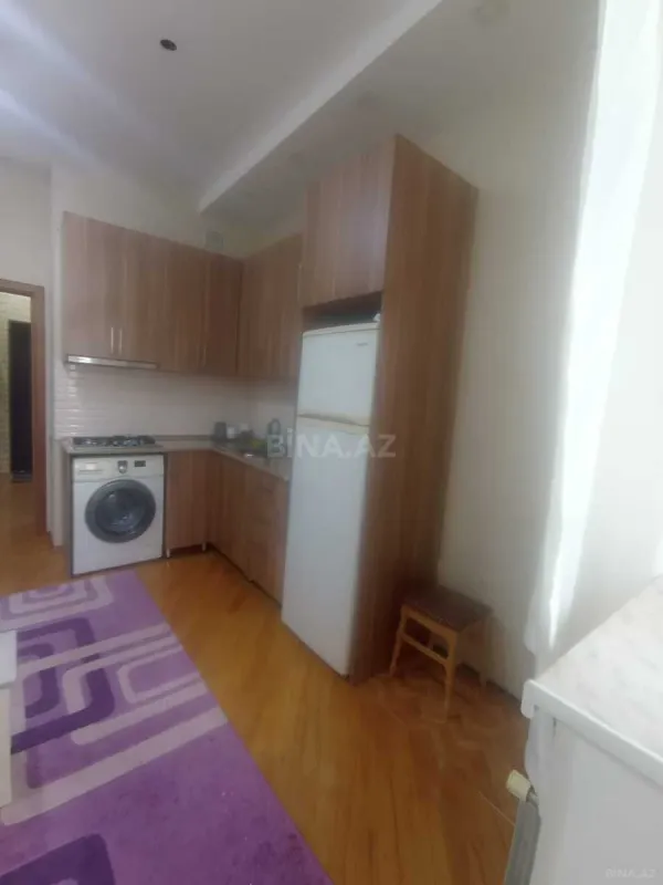 Kirayə verilir 2 otaqlı mənzil 97 m²
