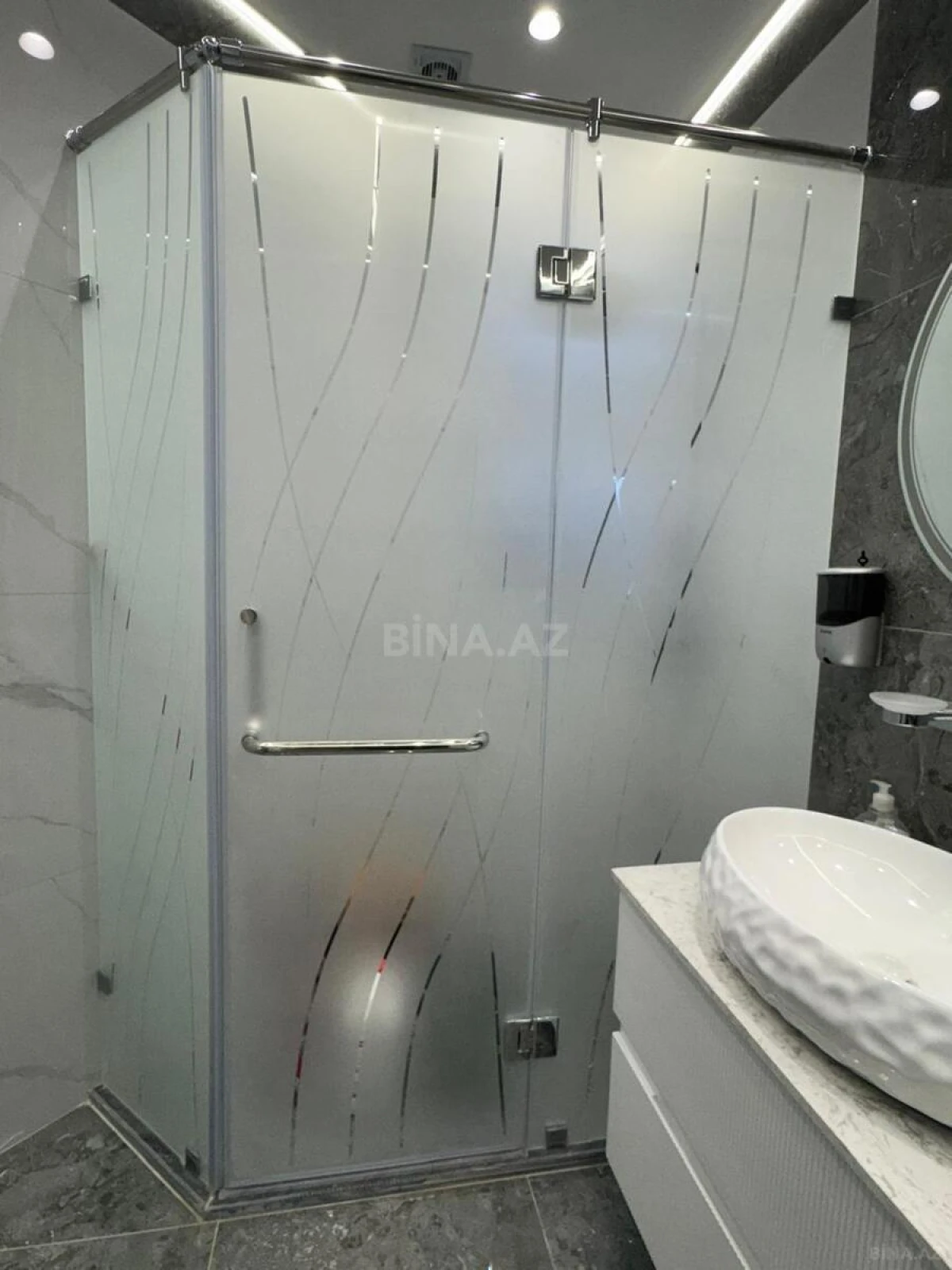 Kirayə verilir 3 otaqlı mənzil 90 m²