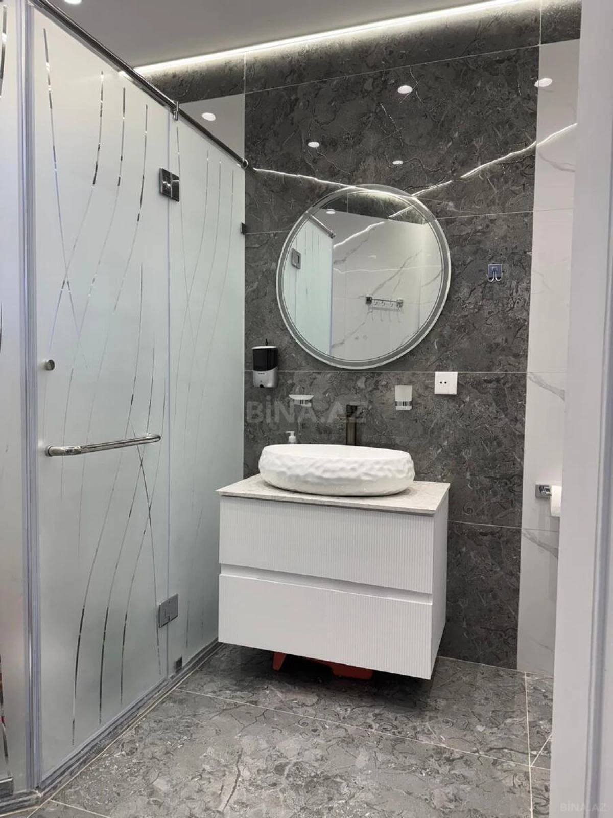 Kirayə verilir 3 otaqlı mənzil 90 m²